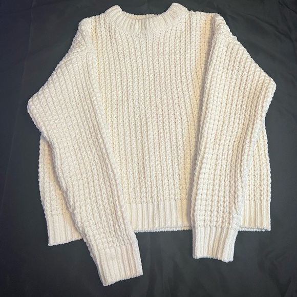POL Sweaters - SOLD during LIVE show POL Big Cozy Knitted Sweater Cream